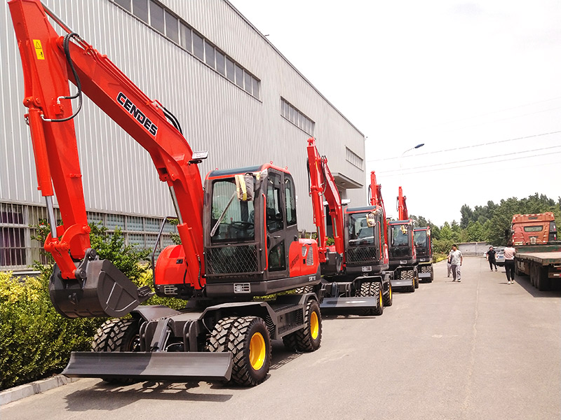 85型輪式挖掘機(jī)1.jpg